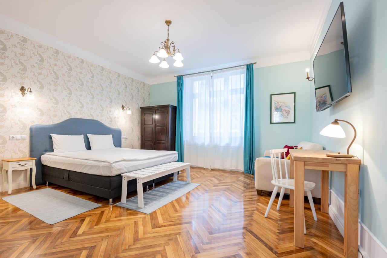 Old City Apartment Oradea Eksteriør bilde