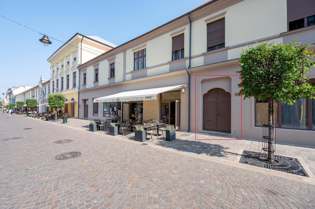 Old City Apartment Oradea Eksteriør bilde